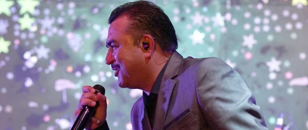 Tony Melendez conmueve al no poder cantar en Matamoros