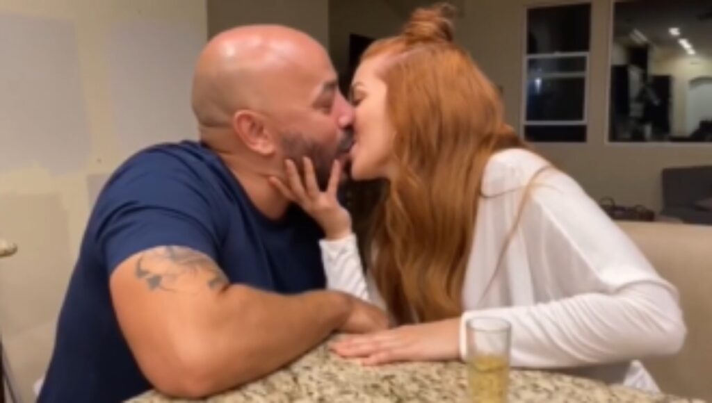 Lupillo Rivera feliz y enamorado