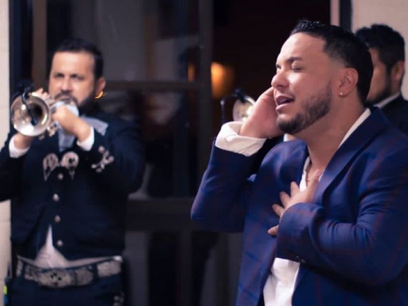 De Regreso a la cantada, Lorenzo Méndez